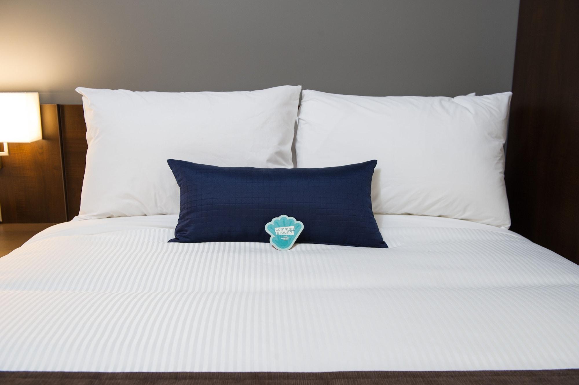 Microtel Inn & Suites By Wyndham Whitecourt Ngoại thất bức ảnh