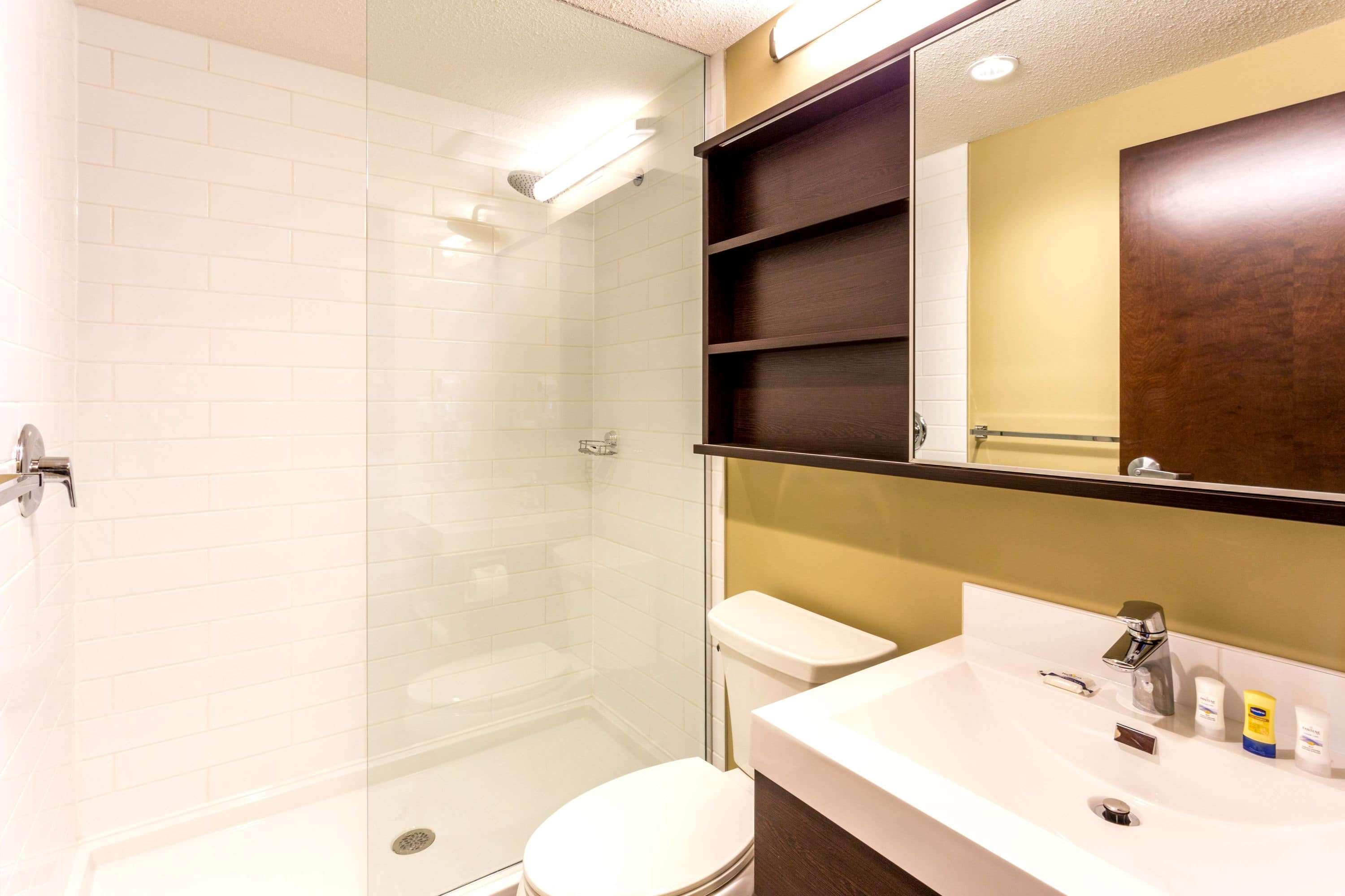 Microtel Inn & Suites By Wyndham Whitecourt Ngoại thất bức ảnh